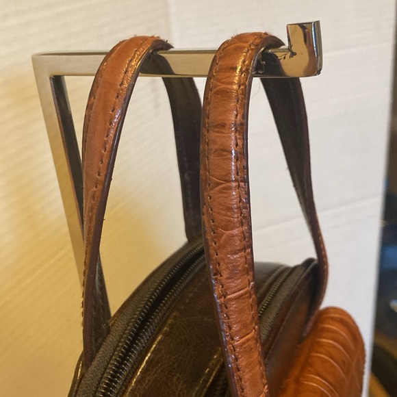 EUC. Vintage Bellarose all in one handbag with detachable Crossbody stra… - Picture 4 of 13